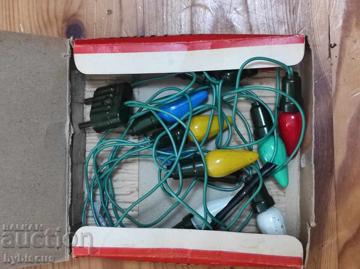 Винтидж коледни лампички с цена € 12.78 | 25.00 лв. Винтидж коледни лампички с цена € 12.78 | 25.00 лв.