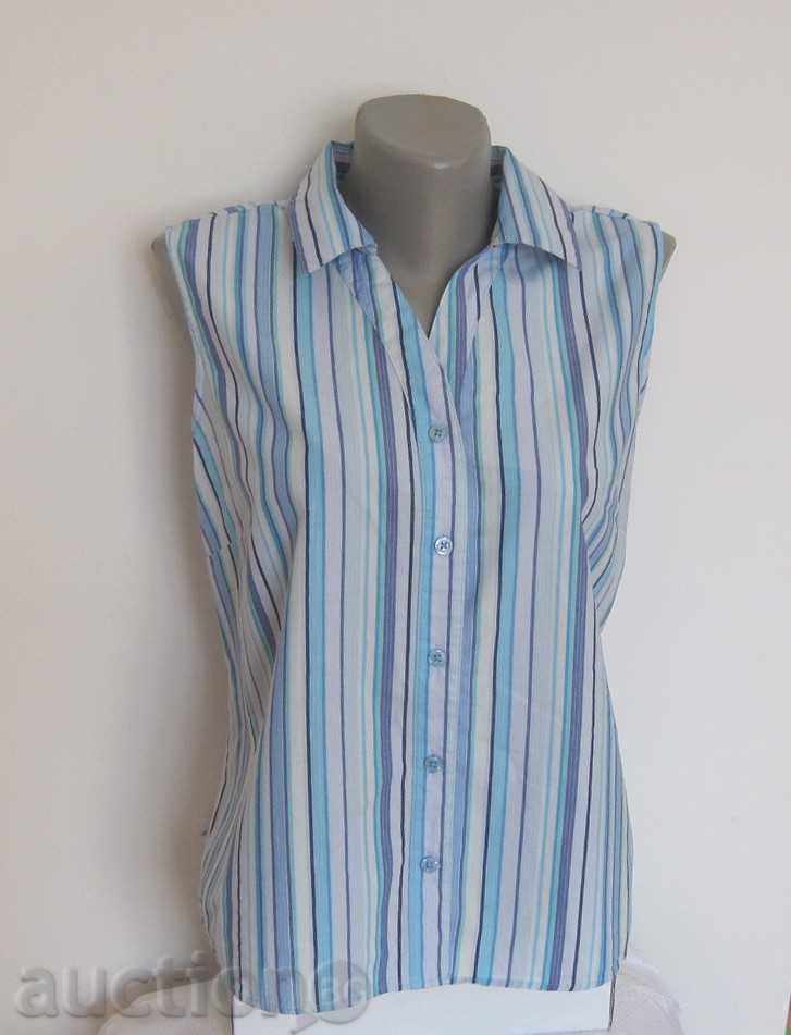 Sleeveless shirt Sleeveless shirt