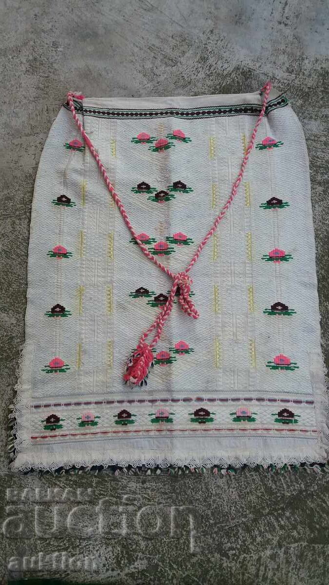 Αναγεννησιακή Σλίβεν υφαντή μάλλινη ποδιά με τιμή € 51.12 | 99.98 BGN