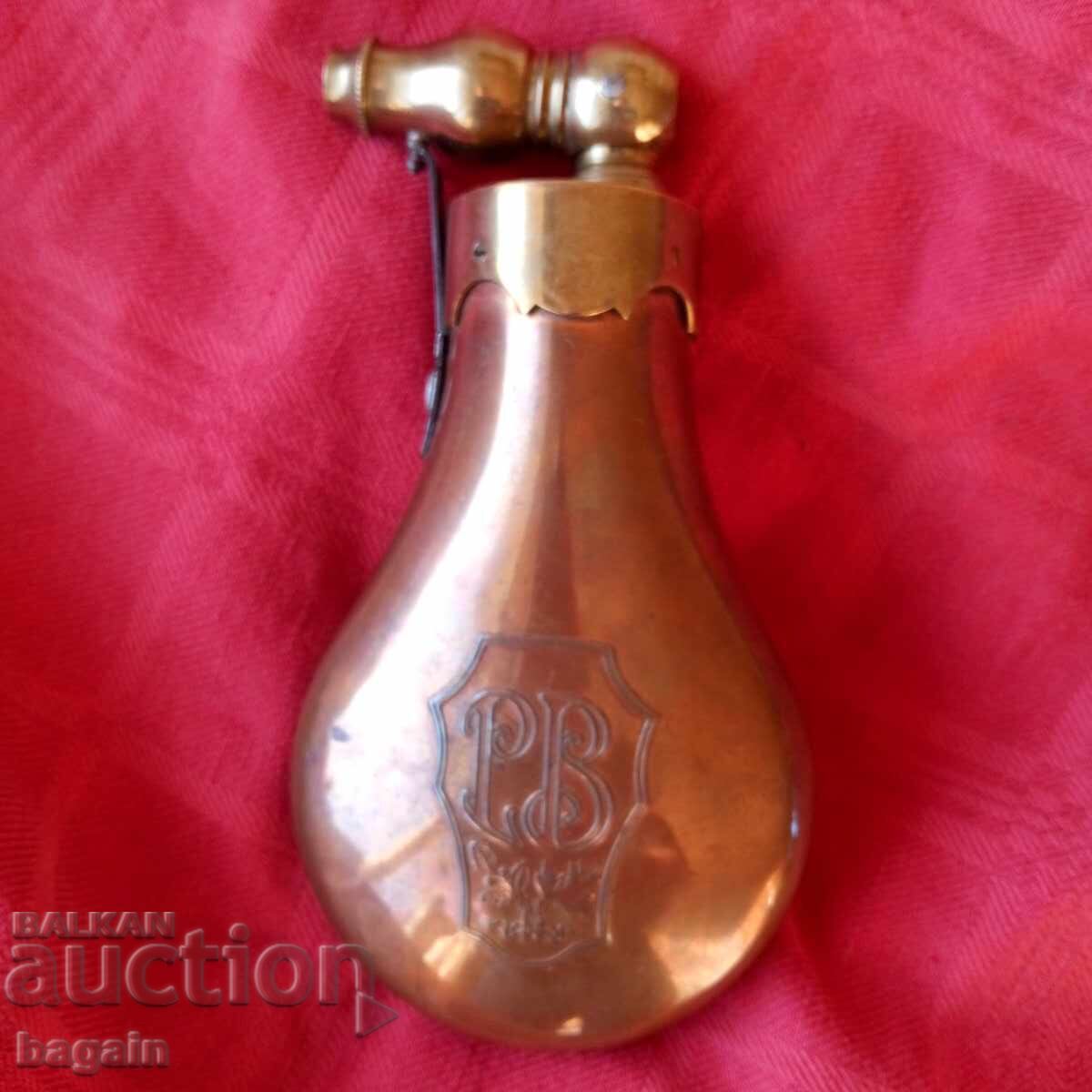 Rară cutie de praf de pușcă