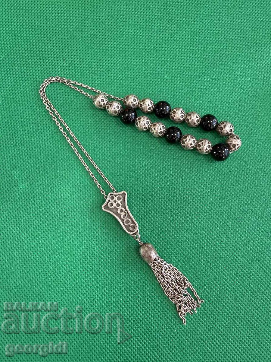 Ασημένιο κομπολόι με μαύρο αχάτη. №7752 με τιμή € 112.48 | 219.99 BGN