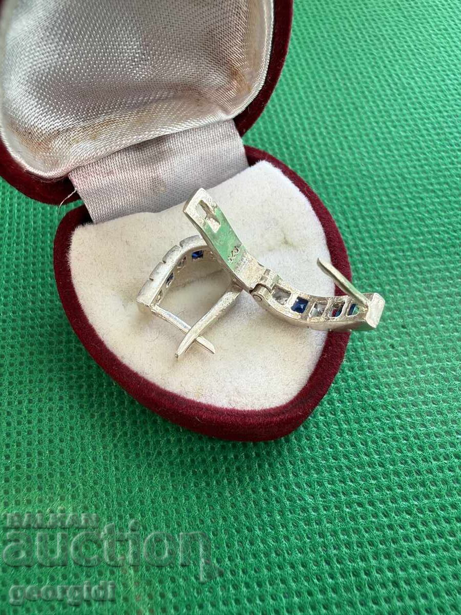Доставка на Чифт сребърни обеци с полускъпоценни камъни. №7753