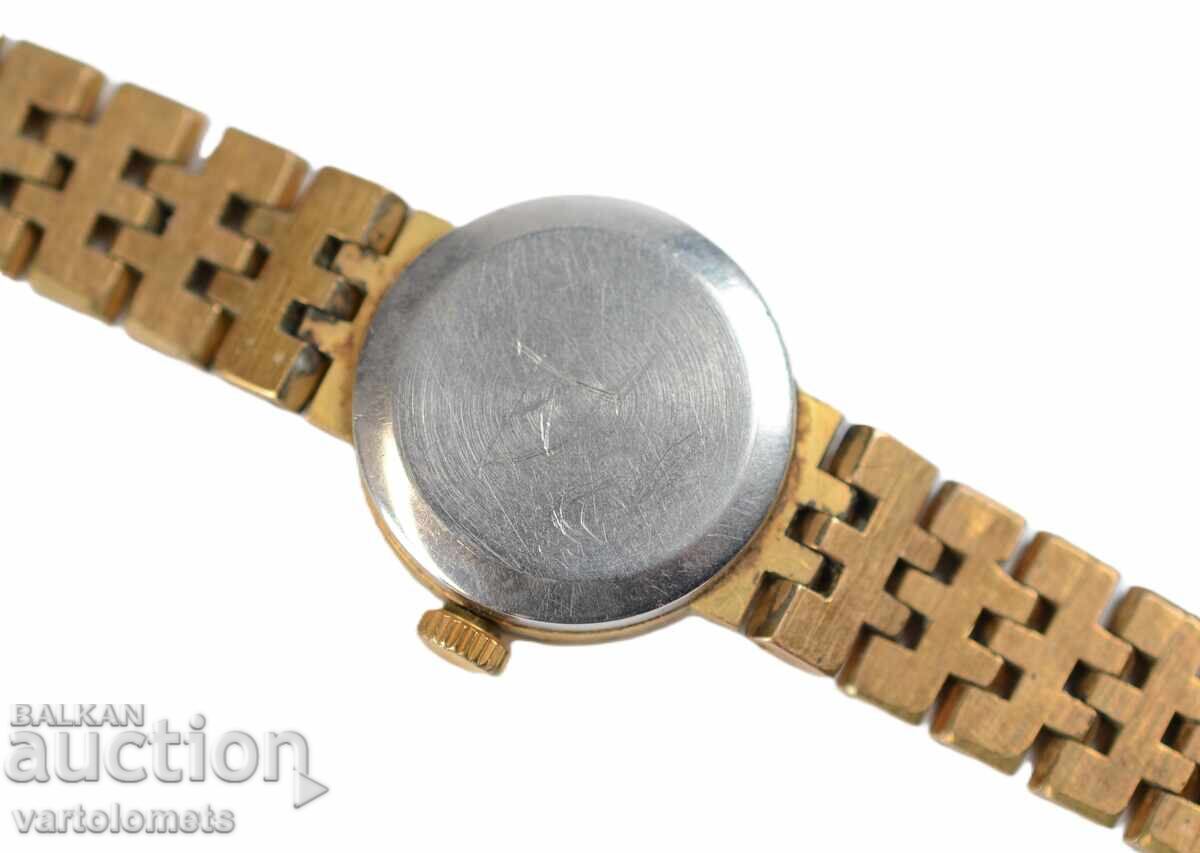Аукцион Дамски часовник ЧАЙКА  с позлата 10 Мк -  работи