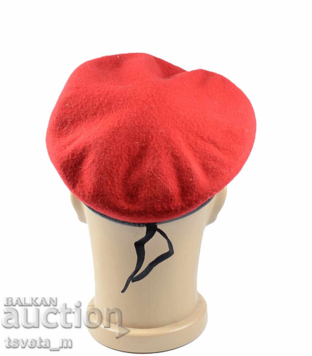 Доставка на Военна шапка барета БА