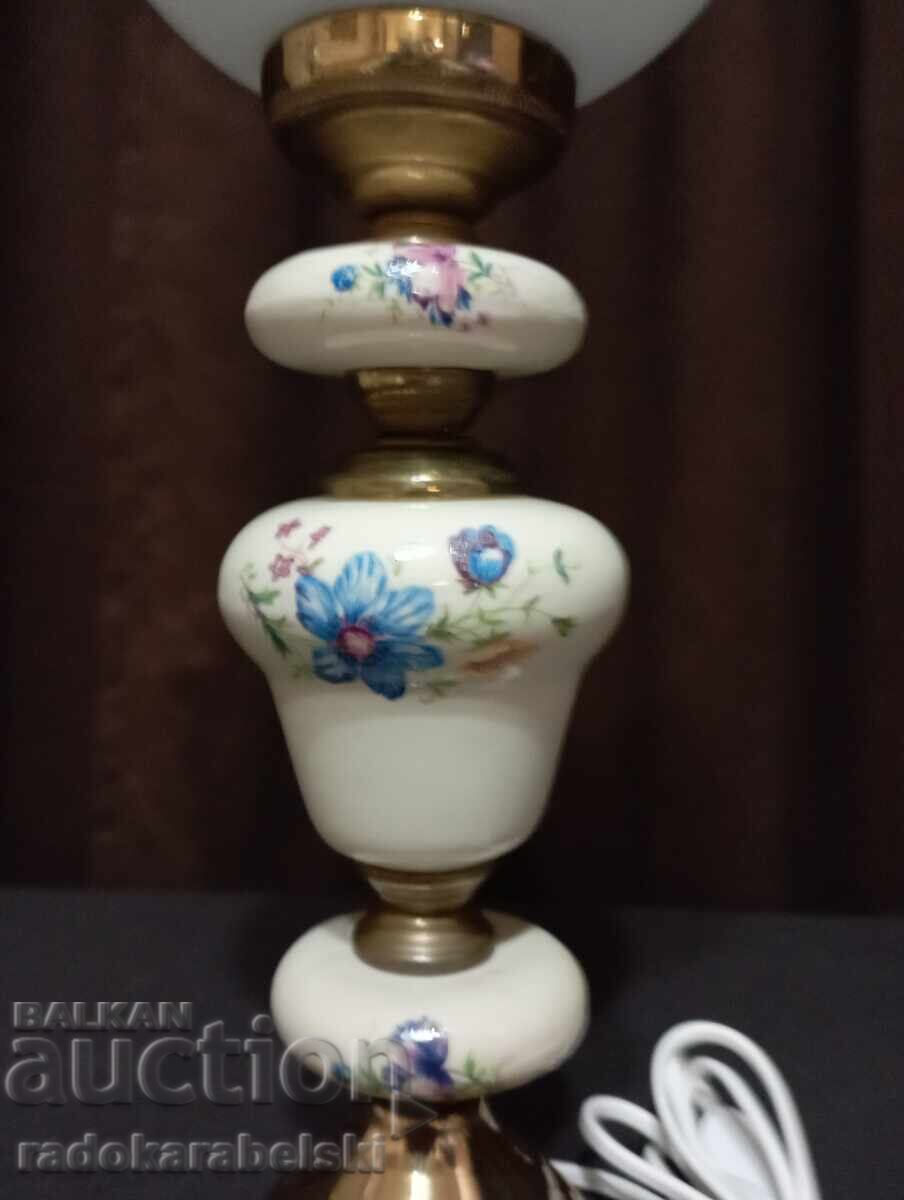 Livrarea Set de două lămpi din porțelan cu abajururi din sticlă albă