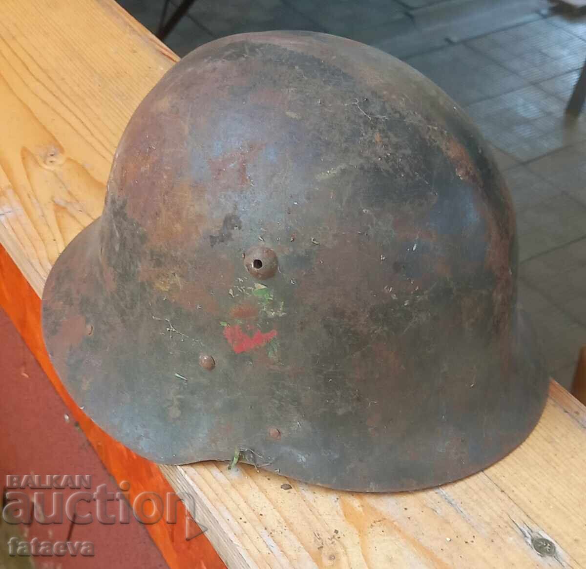 Δημοπρασία Παλιό στρατιωτικό κράνος, γερμανικού τύπου