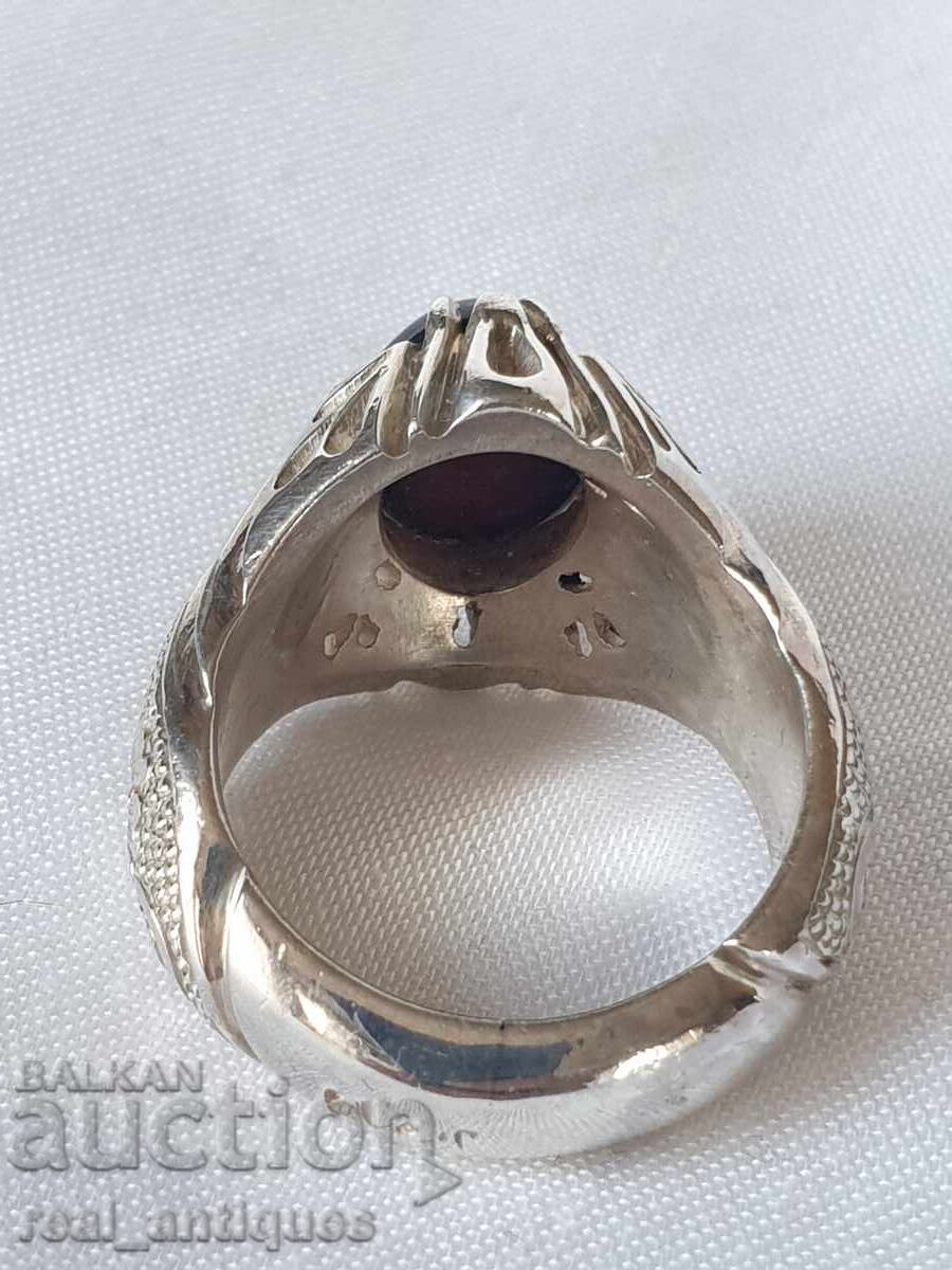 Licitație Inel de argint cu opal negru