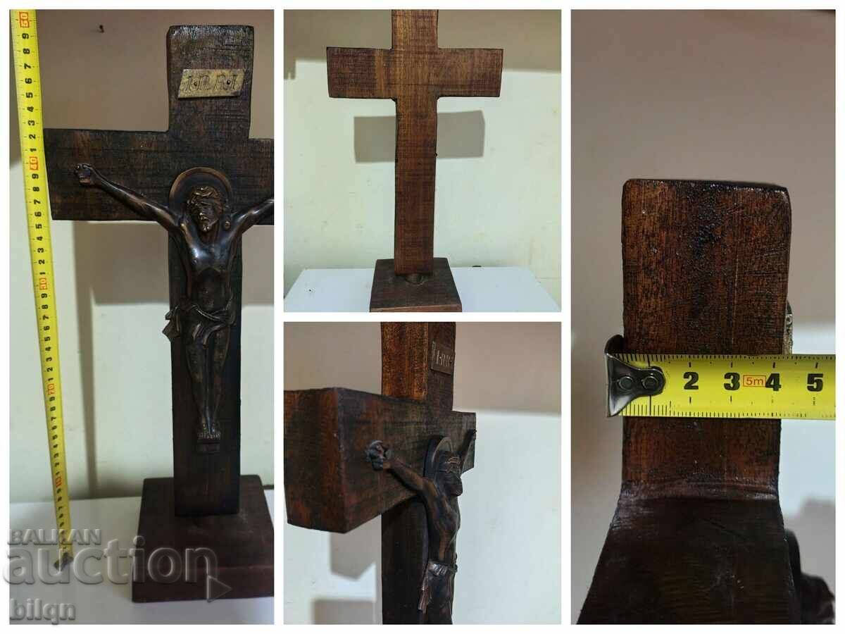 Cruce de Crucifix Unică Veche - 6 Cruce de Crucifix Unică Veche - 6