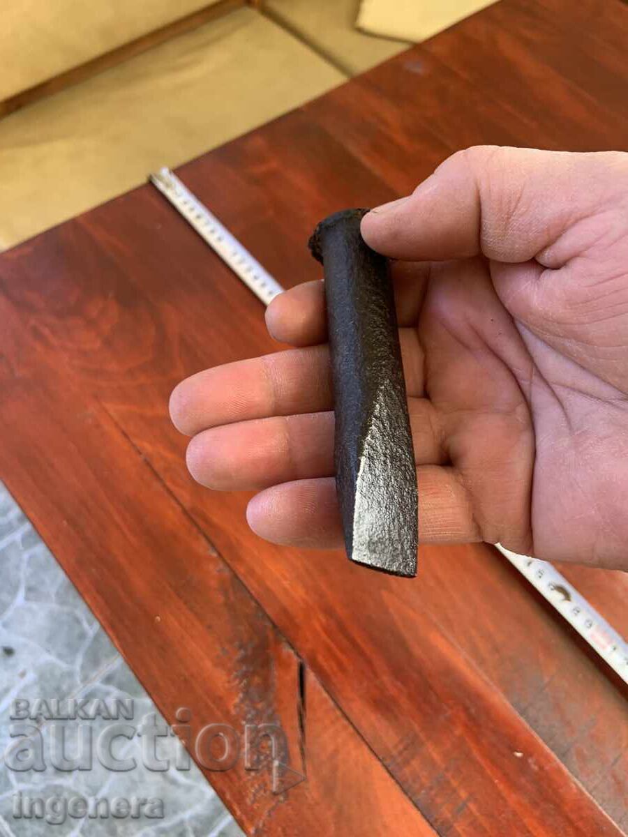 Licitație TAIETE VECHI UNAL FORJAT-MINI