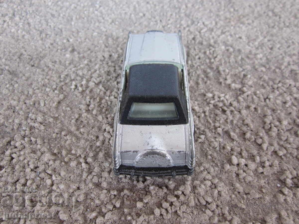 Аукцион Българска количка lincoln continental matchbox BULGARIA