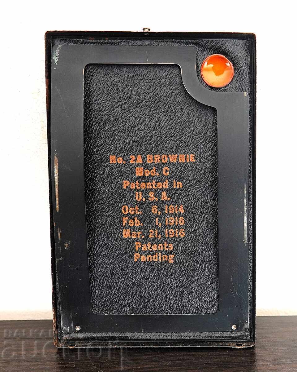 Licitație Kodak Brownie No.2A. Pat. 1916 Licitație Kodak Brownie No.2A. Pat. 1916