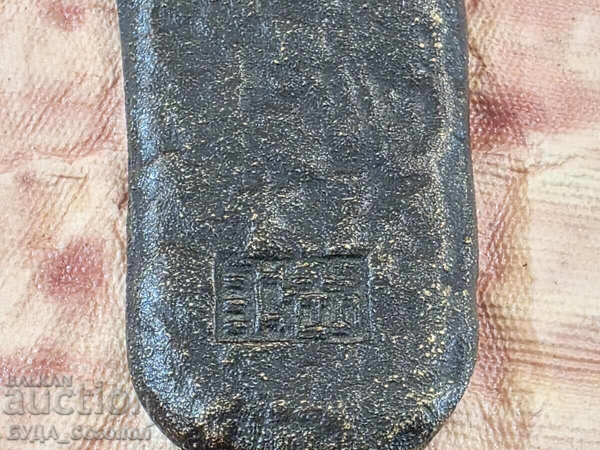 Delivery of Old Japanese bronze weight for calligraphy