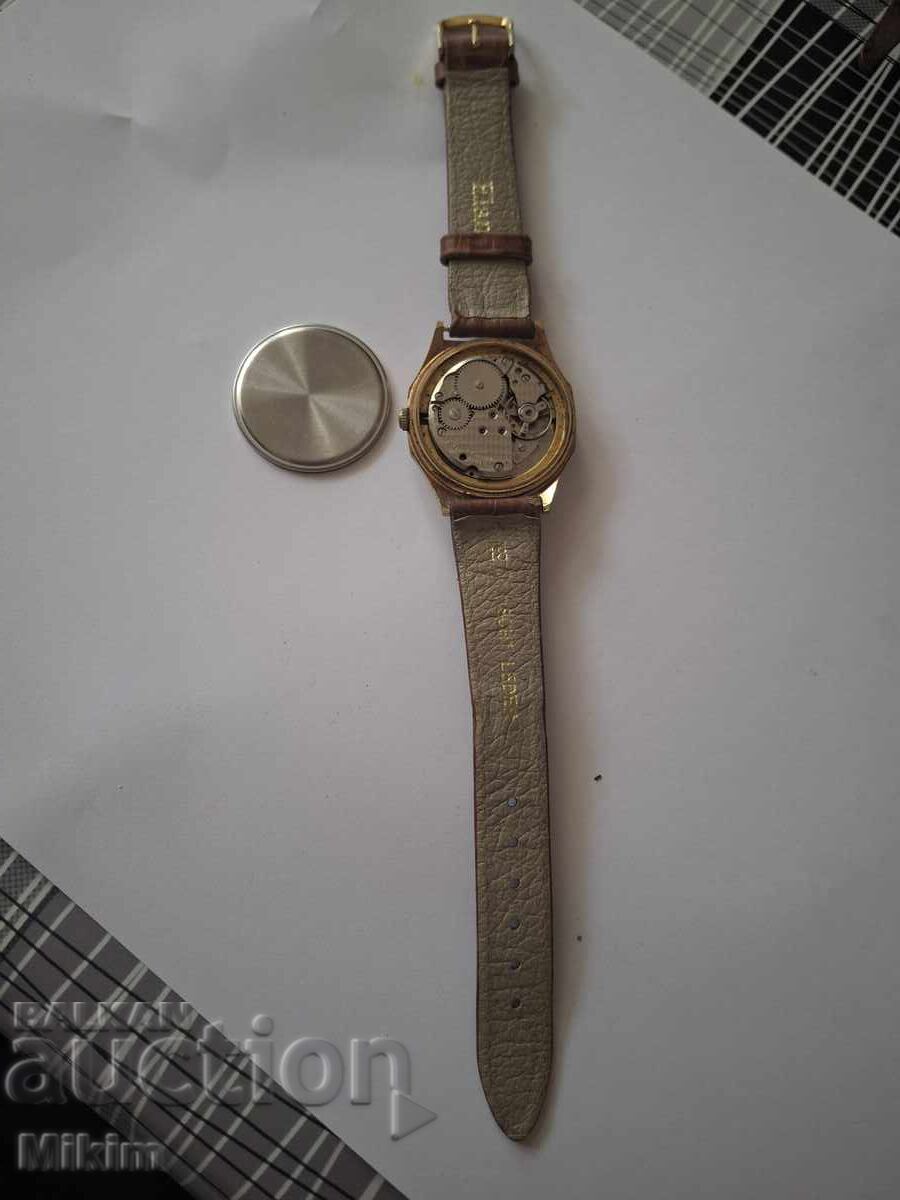 Παράδοση Επιχρυσωμένο ανδρικό ρολόι Osco Παράδοση Επιχρυσωμένο ανδρικό ρολόι Osco