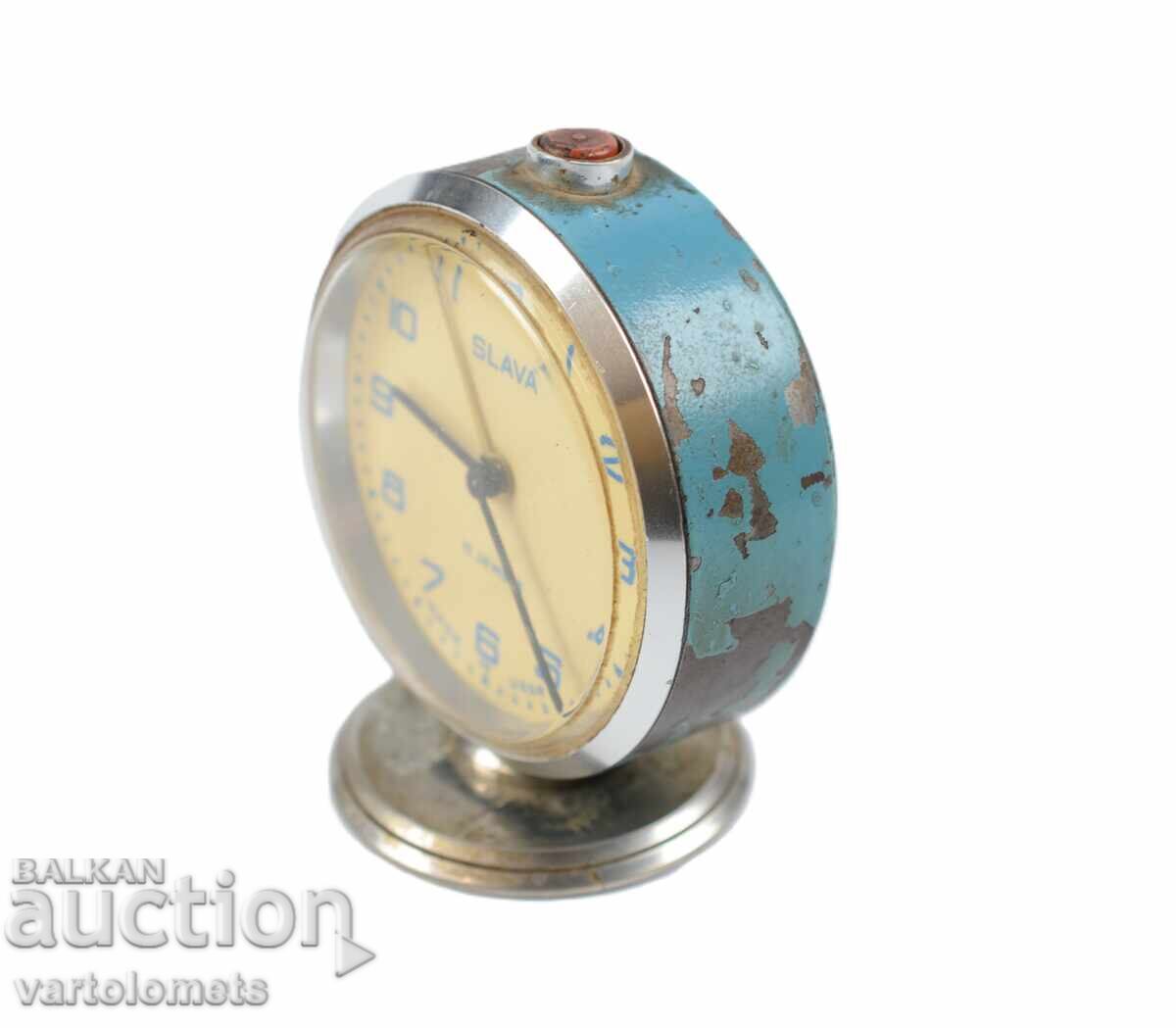 Будилник СЛАВА СССР - работи с цена € 4.09 | 8.00 лв.