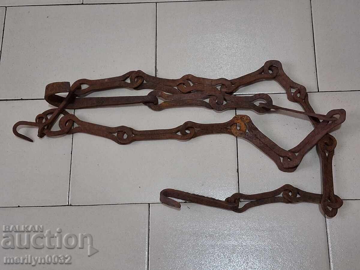 Παλιά αλυσίδα από σφυρήλατο σίδερο με γάντζο, αλυσίδα με γάντζο εστίας