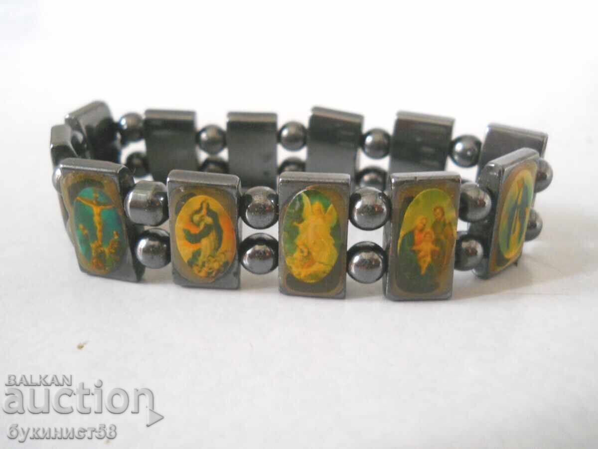 Δημοπρασία Χειροποίητη γκριβνά με ορθόδοξες εικόνες Δημοπρασία Χειροποίητη γκριβνά με ορθόδοξες εικόνες