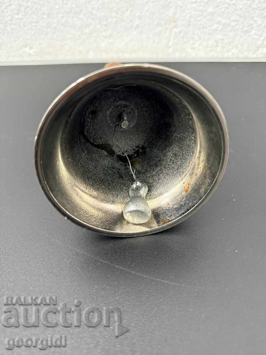 Доставка на Ръчен звънец / училищен / камбана. №7760 Доставка на Ръчен звънец / училищен / камбана. №7760