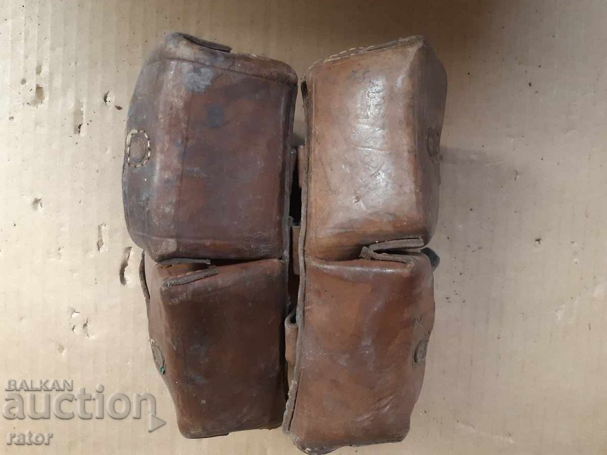 Аукцион Паласки за Манлихер М 95 -  комплект лява и дясна . Паласка