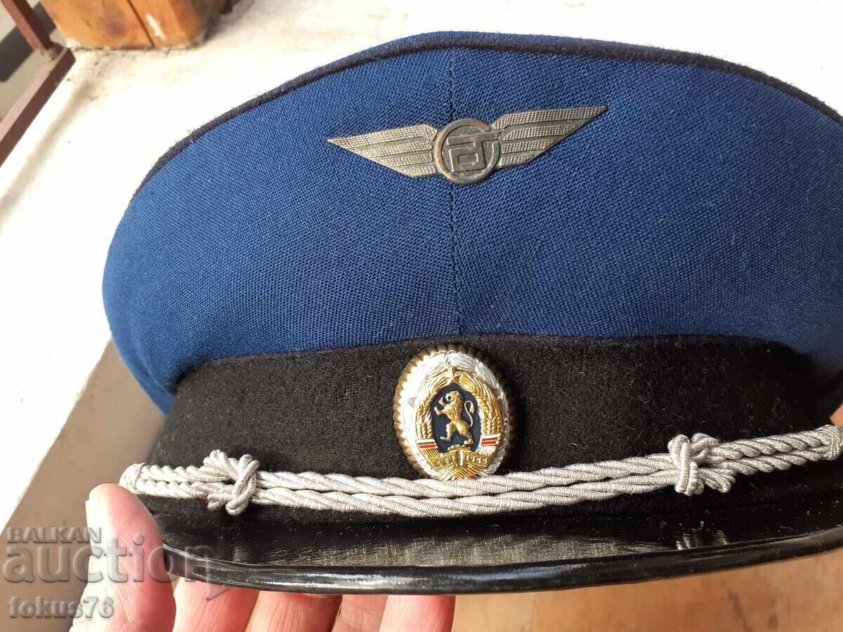 Стара соц фуражка шапка кокарда униформа с цена € 25.05 | 48.99 лв. Стара соц фуражка шапка кокарда униформа с цена € 25.05 | 48.99 лв.