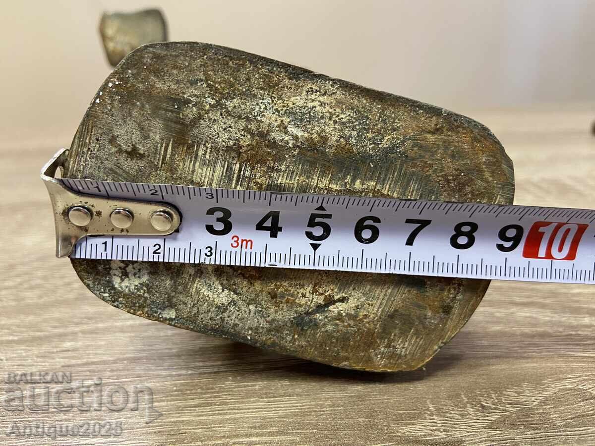 Винтидж чугунена статуетка „Страж / Работник с алебарда“, XX - 5 Винтидж чугунена статуетка „Страж / Работник с алебарда“, XX - 5