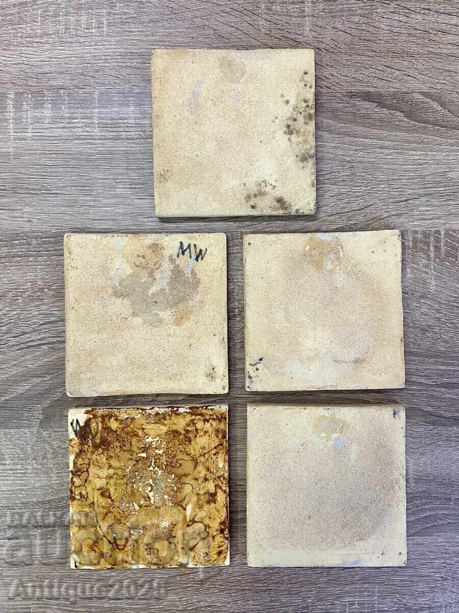 Set de plăci ceramice vintage în stil Delft Blue cu preț € 40.90 | 79.99 BGN