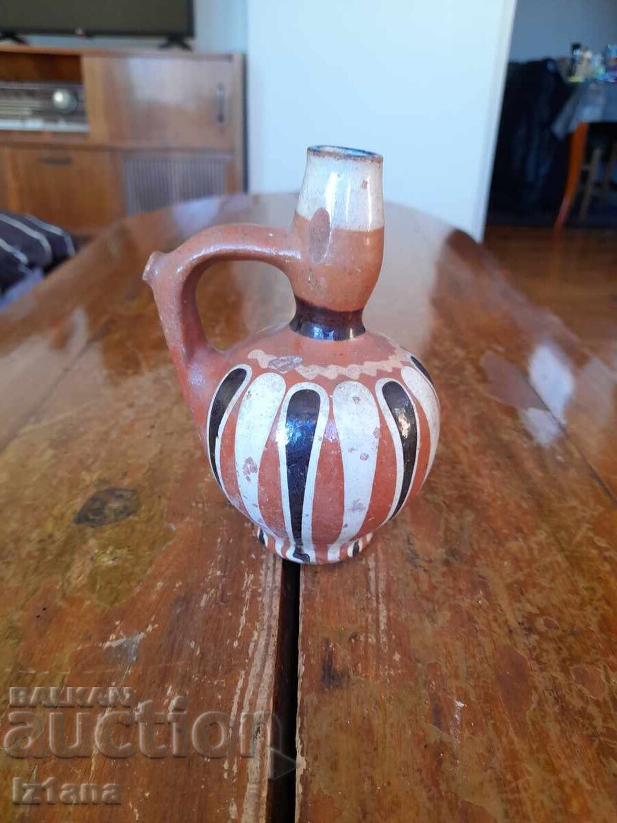 Auction Old pitcher Auction Old pitcher