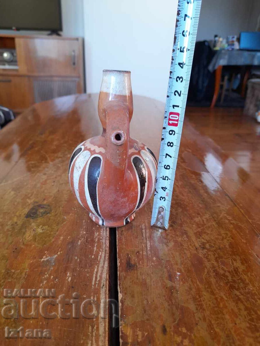 Delivery of Old pitcher Delivery of Old pitcher