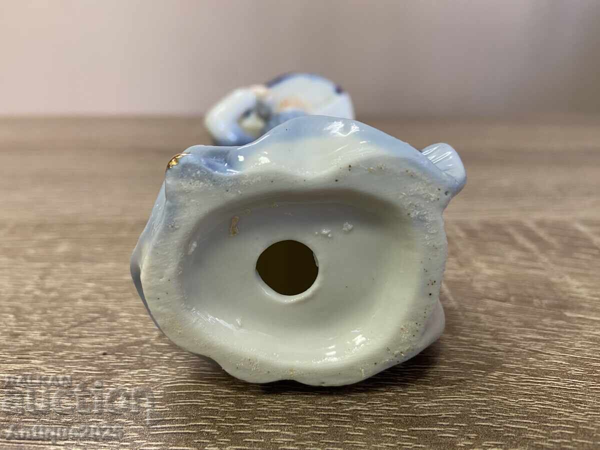 Доставка на Винтидж порцеланова статуетка „Дама в синя рокля“, Европа