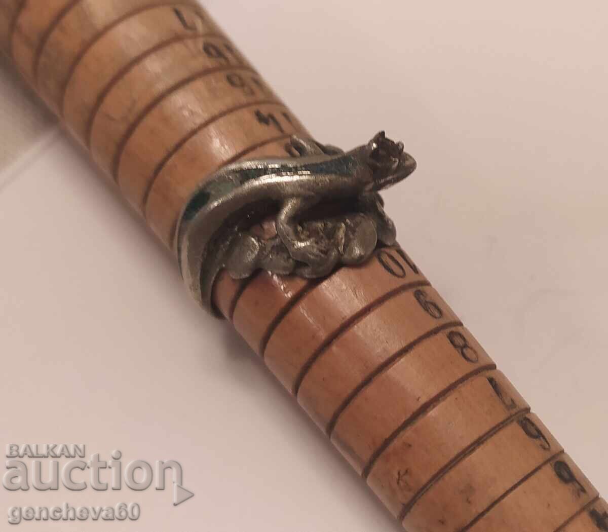 Delivery of Revival ring - lizard