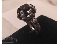 Стар сребърен пръстен с камък