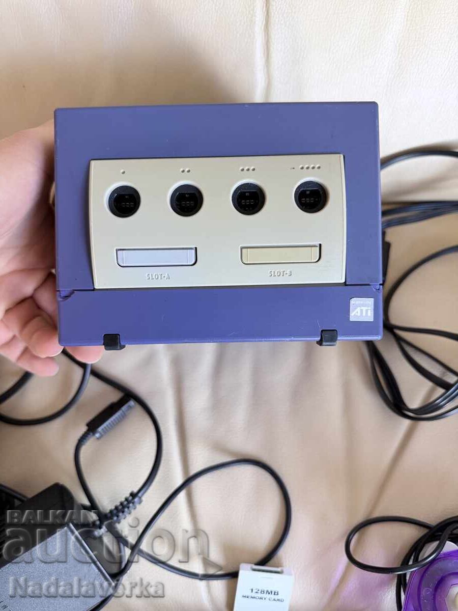 Livrarea Nintendo GameCube + Joc Sonic Adventure 2: Battle