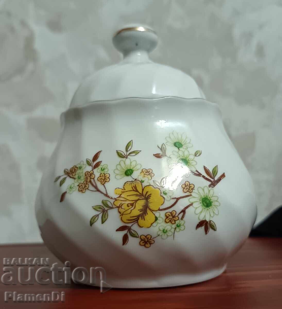 Παλιό βουλγαρικό πορσελάνινο από την "Κίτκα" Νόβι Πάζαρ με τιμή € 9.00 | 17.60 BGN