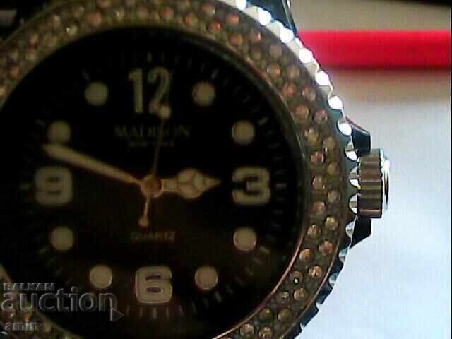 2бр 4асовници работете бес батри 4исто нови с цена € 10.23 | 20.01 лв.