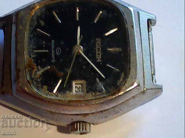 4asovnik RiCOH DAMASCHI FUNCTIONEAZĂ NU ARE BATERIE cu preț € 5.11 | 9.99 BGN