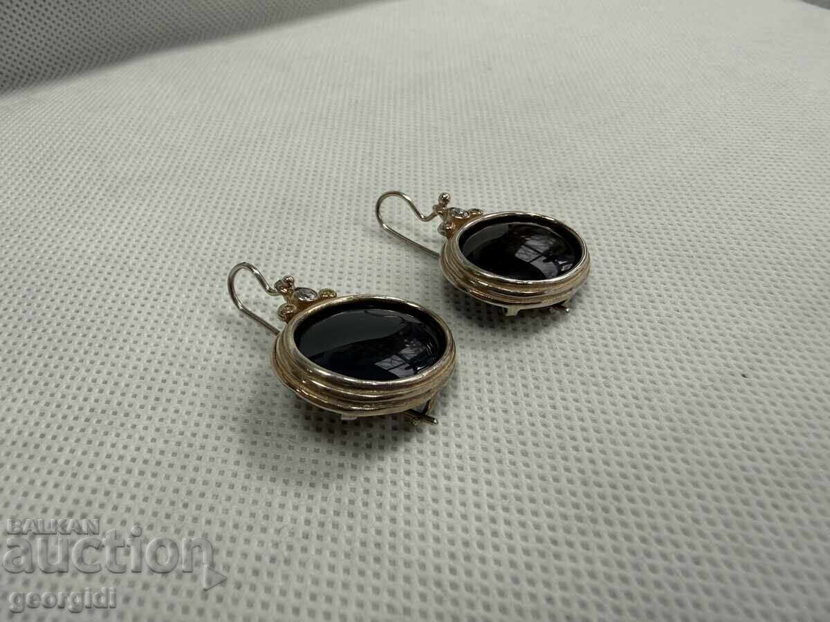 Ασημένια σκουλαρίκια με μαύρο όνυχα. №7766 με τιμή € 63.91 | 125.00 BGN