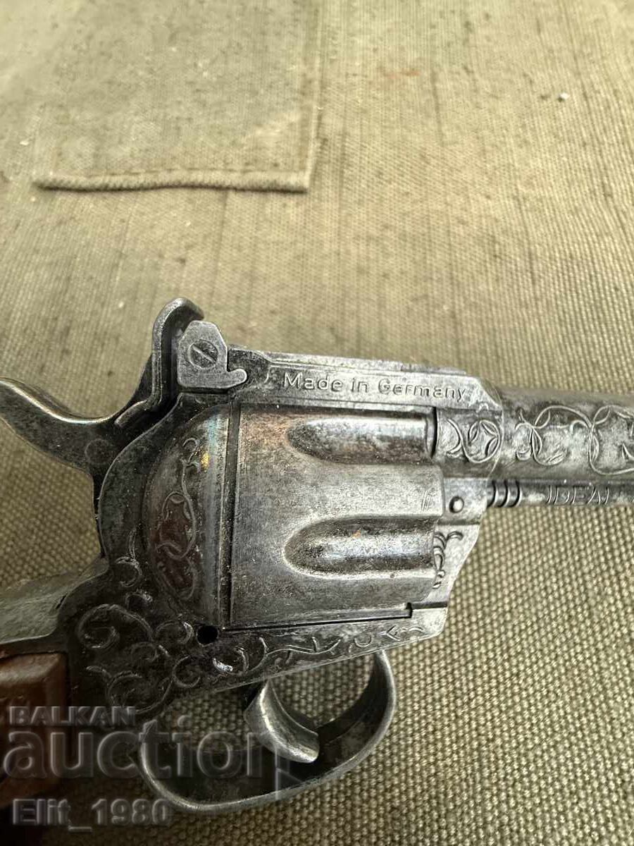 Livrarea Pistol cu capse german