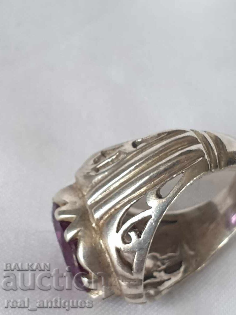 Inel de argint cu ametist cu preț € 71.58 | 140.00 BGN Inel de argint cu ametist cu preț € 71.58 | 140.00 BGN