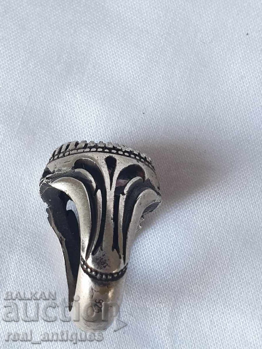 Delivery of Silver ring with a ruby