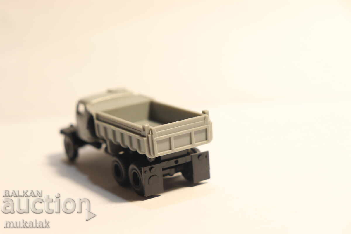 IGRA?? 1/87 H0 TATRA?? DUMP TRUCK MODEL - 5