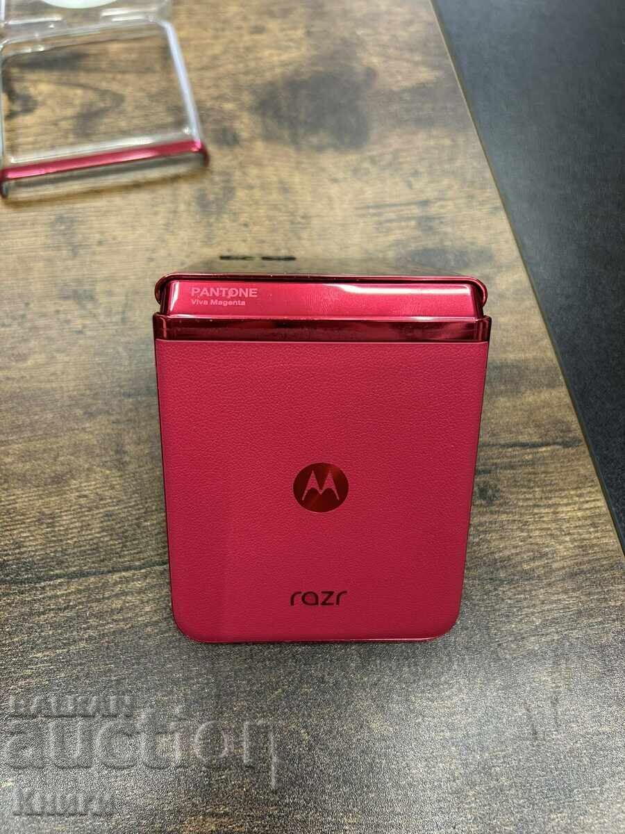 Аукцион Телефон Motorola Razr 40 Ultra 256 GB