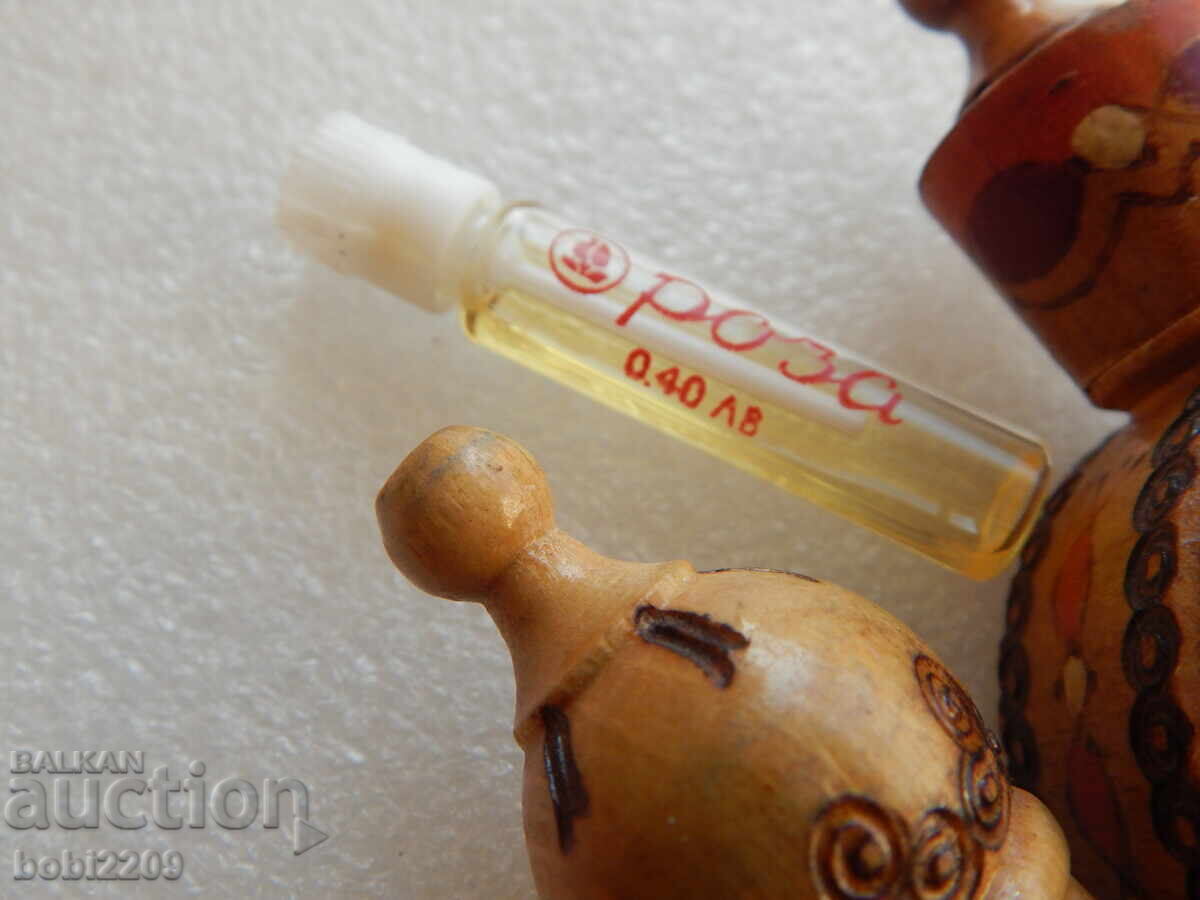 Auction SOZ Musk Rose BULGARIAN ROSE Perfume Bottles Wooden Auction SOZ Musk Rose BULGARIAN ROSE Perfume Bottles Wooden