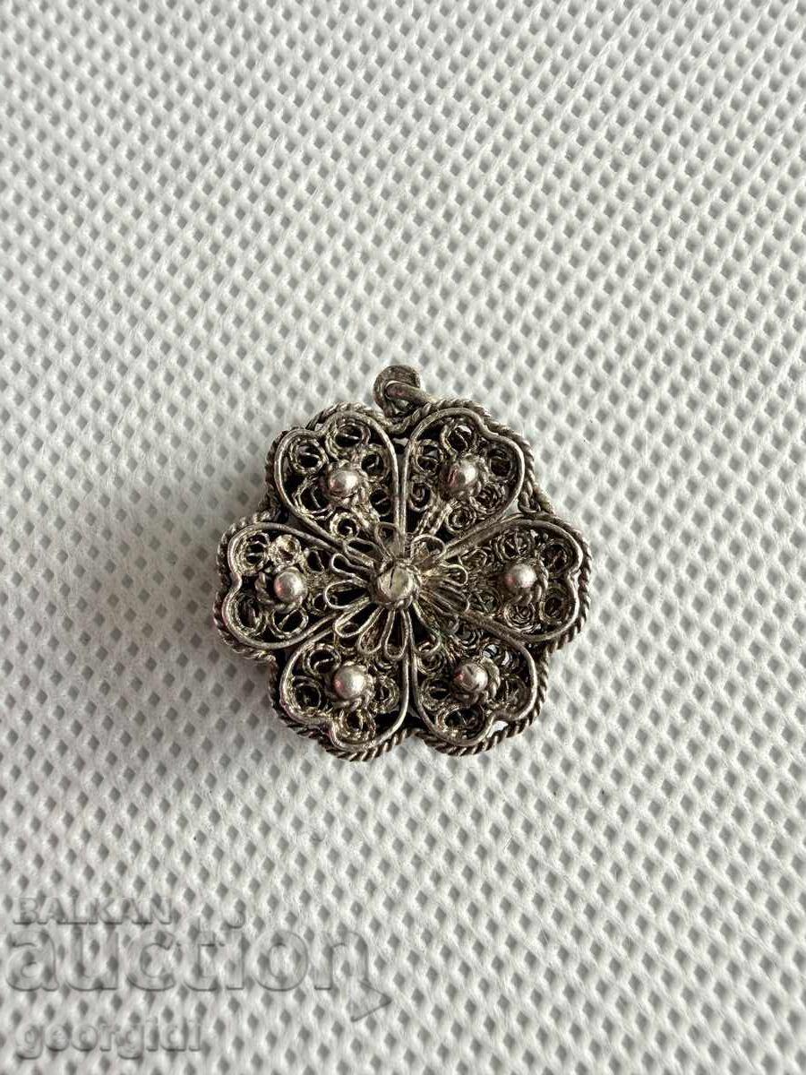 Medalion / pandantiv din argint filigran. Nr. 7777 cu preț € 35.79 | 70.00 BGN