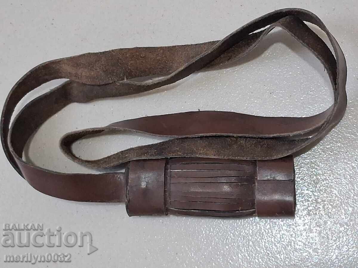 Licitație Curea de piele pentru baionetă sabie