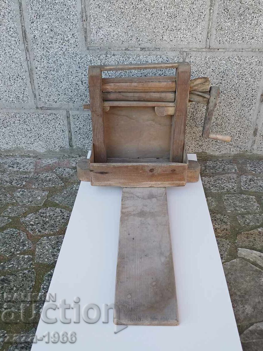 Стара валова преса за текстил, прежда