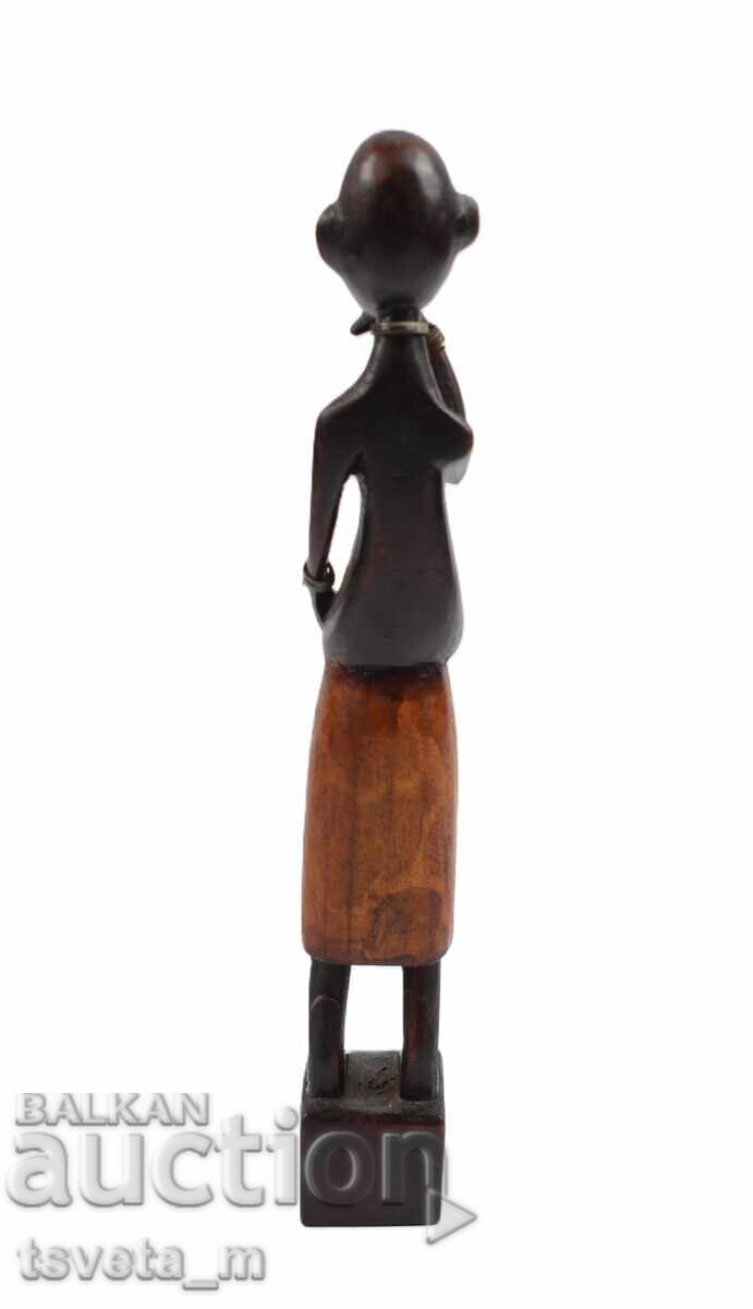 Livrarea Figurină africană din lemn, lucrată manual