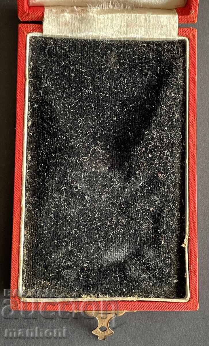 6289 Βασίλειο της Βουλγαρίας κουτί παράσημο Αγίου Αλεξάνδρου 5ης τάξης με τιμή € 51.13 | 100.00 BGN 6289 Βασίλειο της Βουλγαρίας κουτί παράσημο Αγίου Αλεξάνδρου 5ης τάξης με τιμή € 51.13 | 100.00 BGN