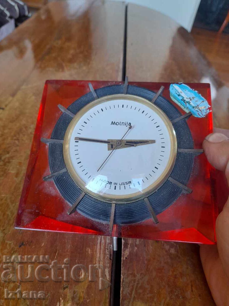 Vintage Table Clock, Alarm Clock Molnija with price € 28.12 | 55.00 BGN Vintage Table Clock, Alarm Clock Molnija with price € 28.12 | 55.00 BGN