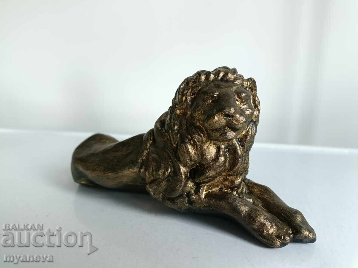 Статуетка на лъв , символ на мощ, сила, гордост и успех . - 5