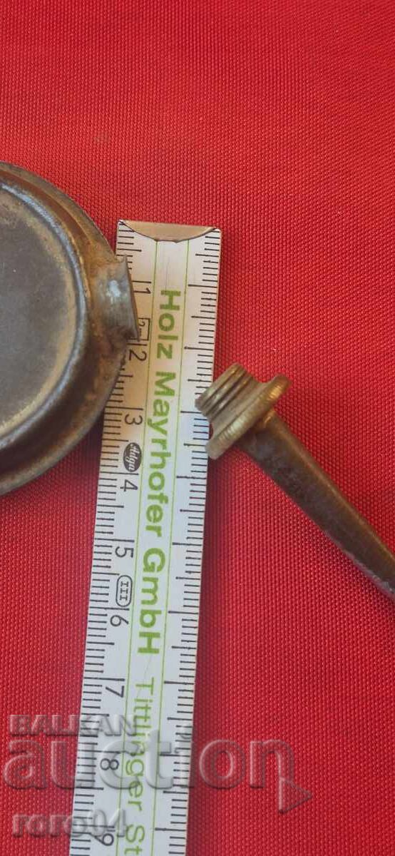 UNTIERNIȚĂ - CUTIE DE CONSERVE - 5 UNTIERNIȚĂ - CUTIE DE CONSERVE - 5