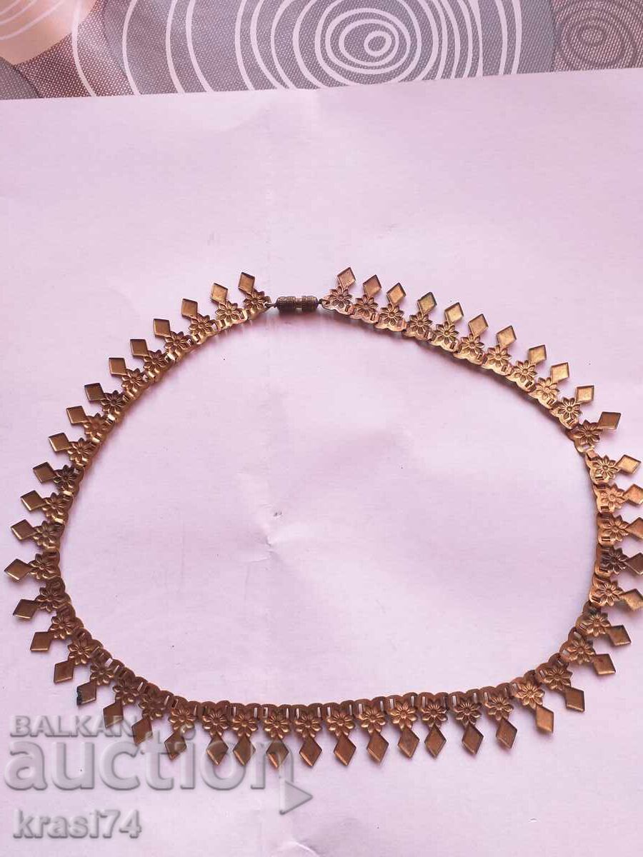 Стар позлатен накит с цена € 10.23 | 20.01 лв.